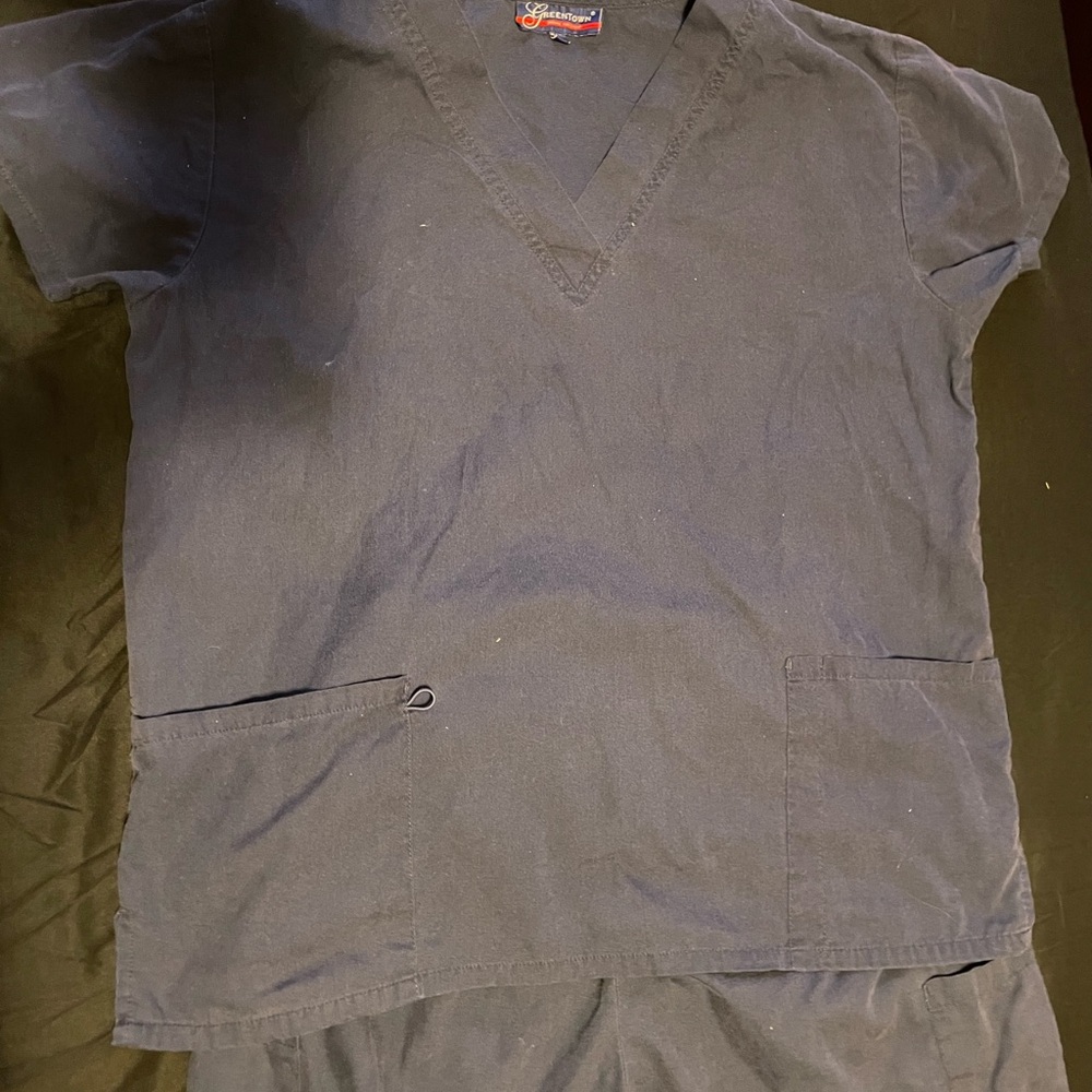Greentown Size Large Navy Blue Scrub Set